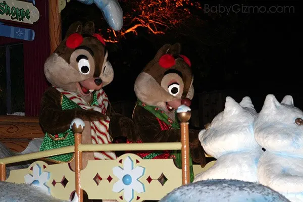 Disney Parade Chip and Dale