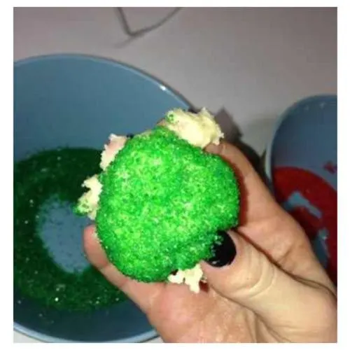 Kiss Cookies