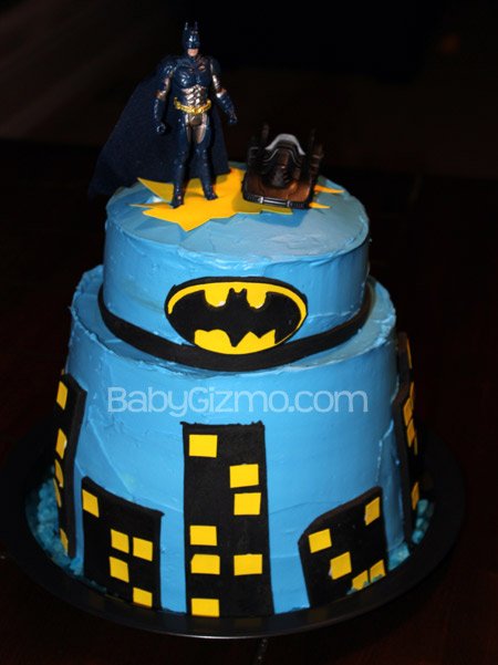 Batman Cake with batman on top