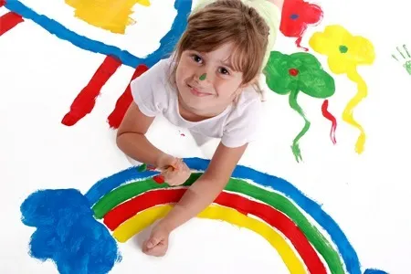 little girl painting
