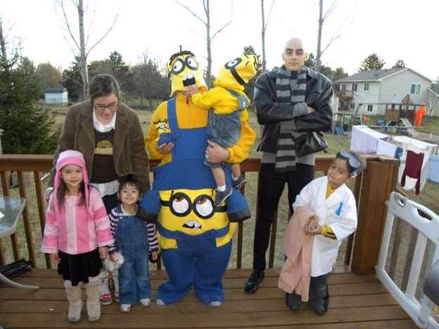 despicable me family costume