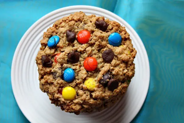 M&M Cookie Bars - Two Peas & Their Pod