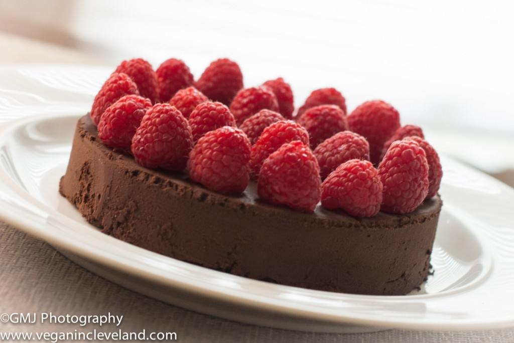 flourless vegan chocolate cake