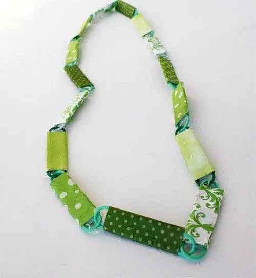 Crafts: Necklace