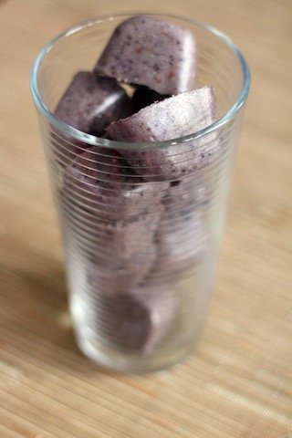 Great Snacks to Bring The Breastfeeding Mom: Frozen Smoothie