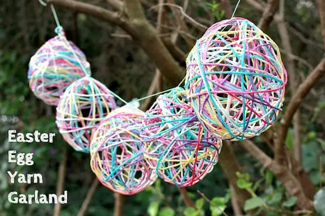 easter egg yarn garland