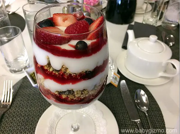 yogurt parfait