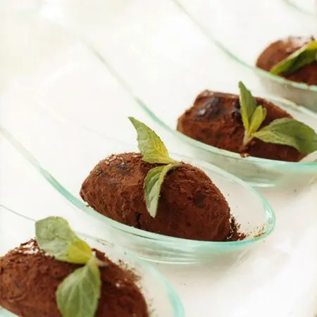 Mascarpone Stuffed Dates