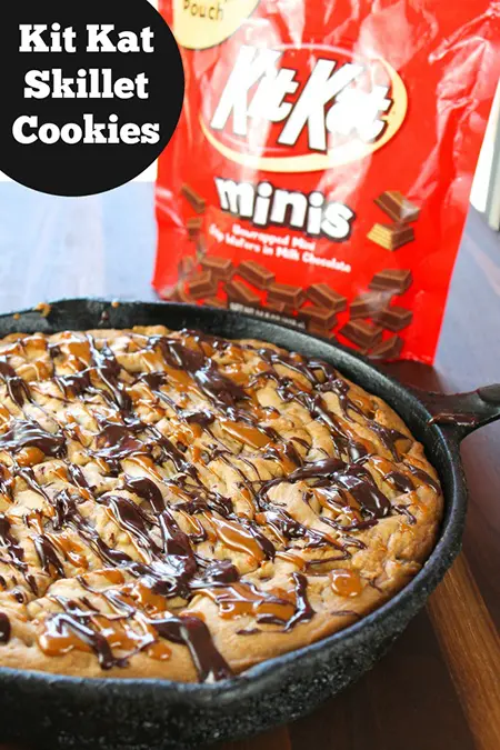 Kit-Kat-Skillet-Cookies