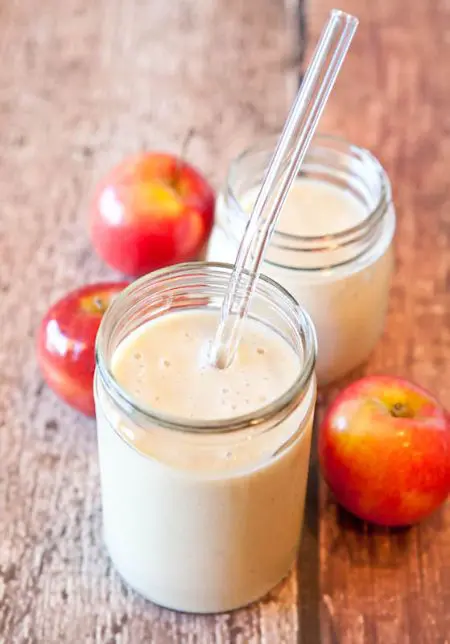 spiced apple pie smoothie