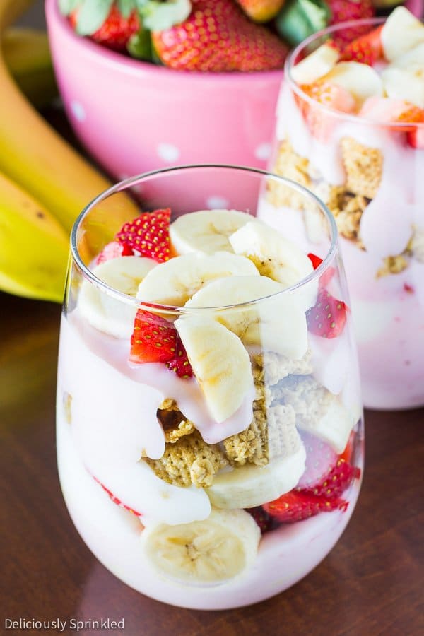 yogurt parfait - overnight breakfast ideas