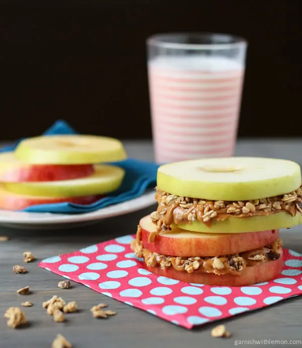 Apple Sandwiches - Healthy breakfast