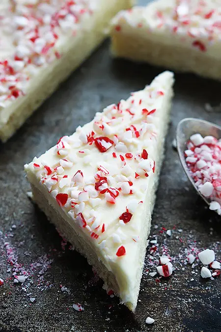 peppermint-sugar-cookie-bars-1