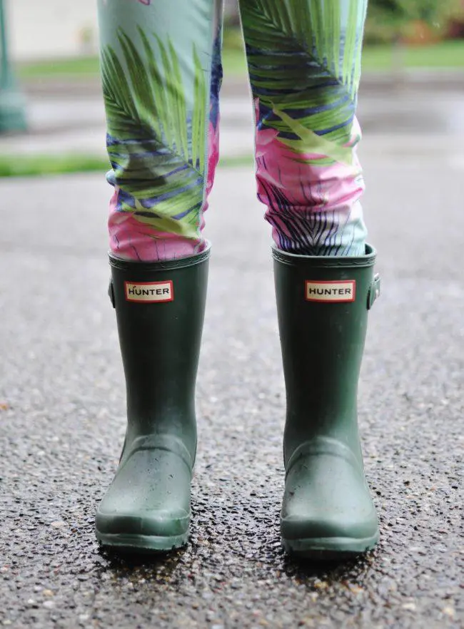 hunter wellies cracking