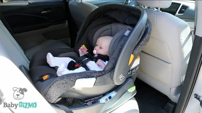 Chicco fit2 hotsell car seat installation