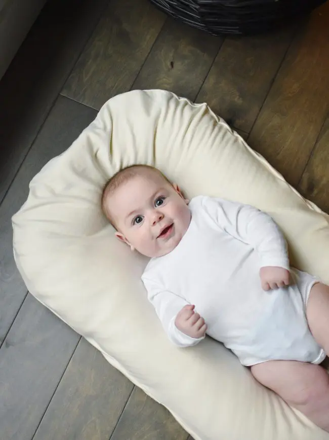 5 Reasons We Love the Snuggle Me Organic Infant Lounger