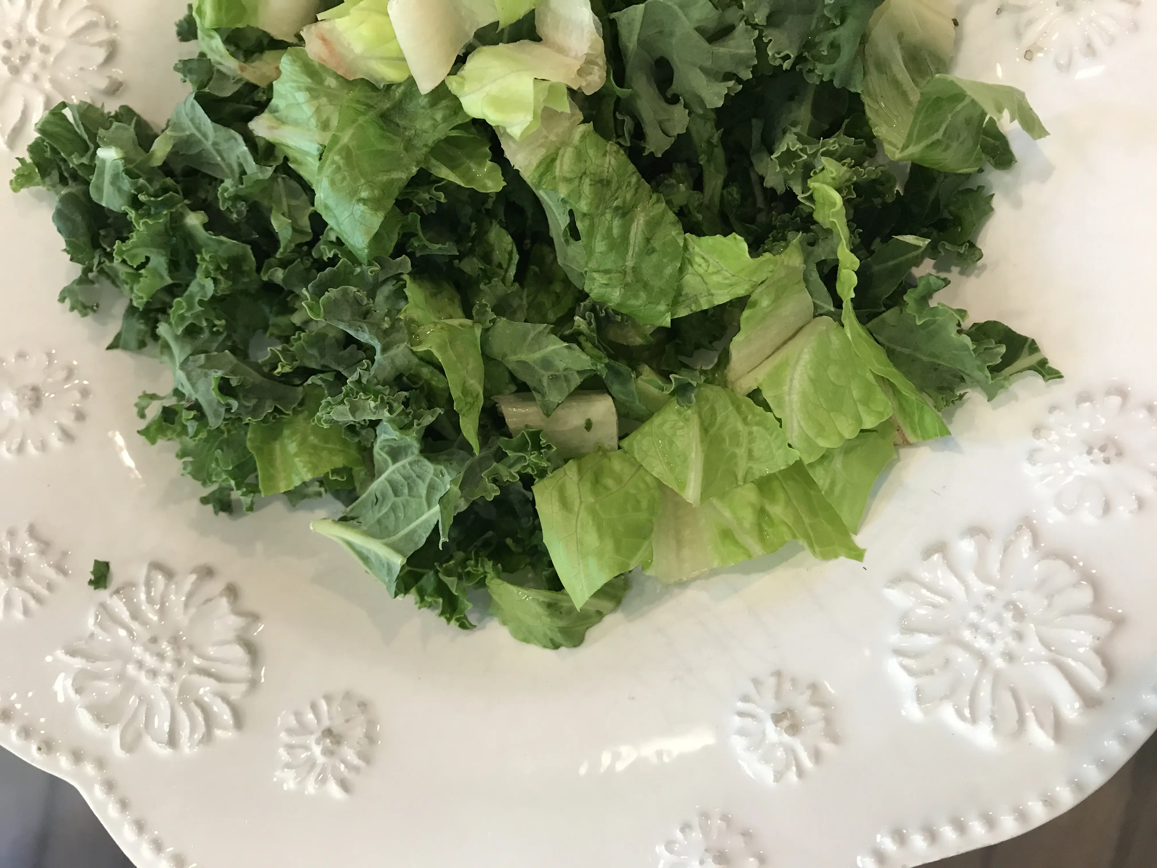 plate of lettuce