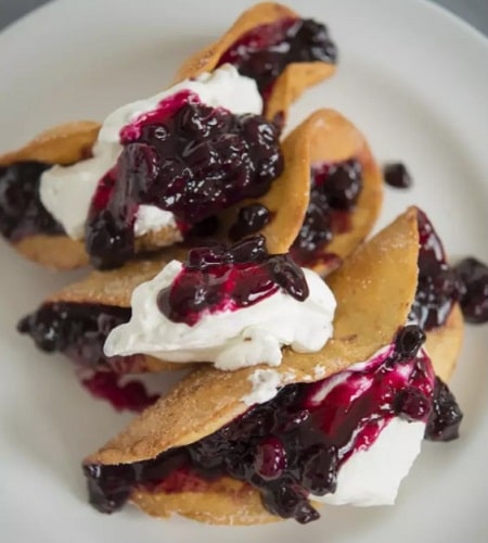 blueberry pie tacos