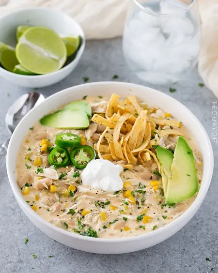 creamy crockpot white chicken chili meal