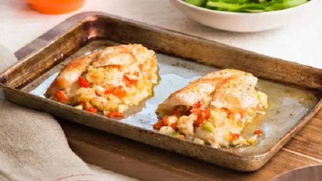 crab-stuffed flounder meal