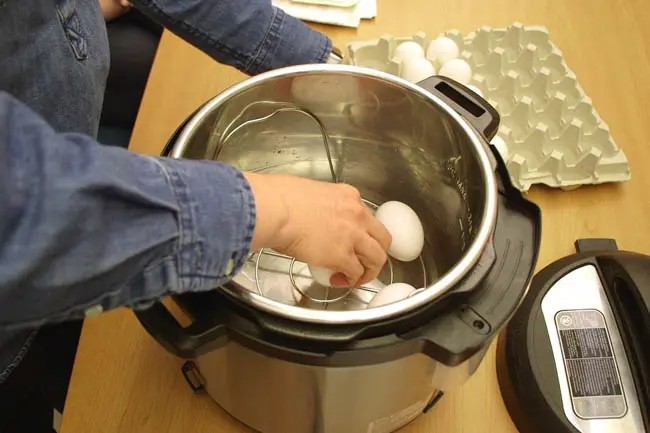 instant pot hard-boiled-eggs