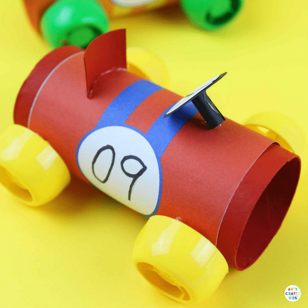 8 Kids Craft Projects From Recycled Materials
