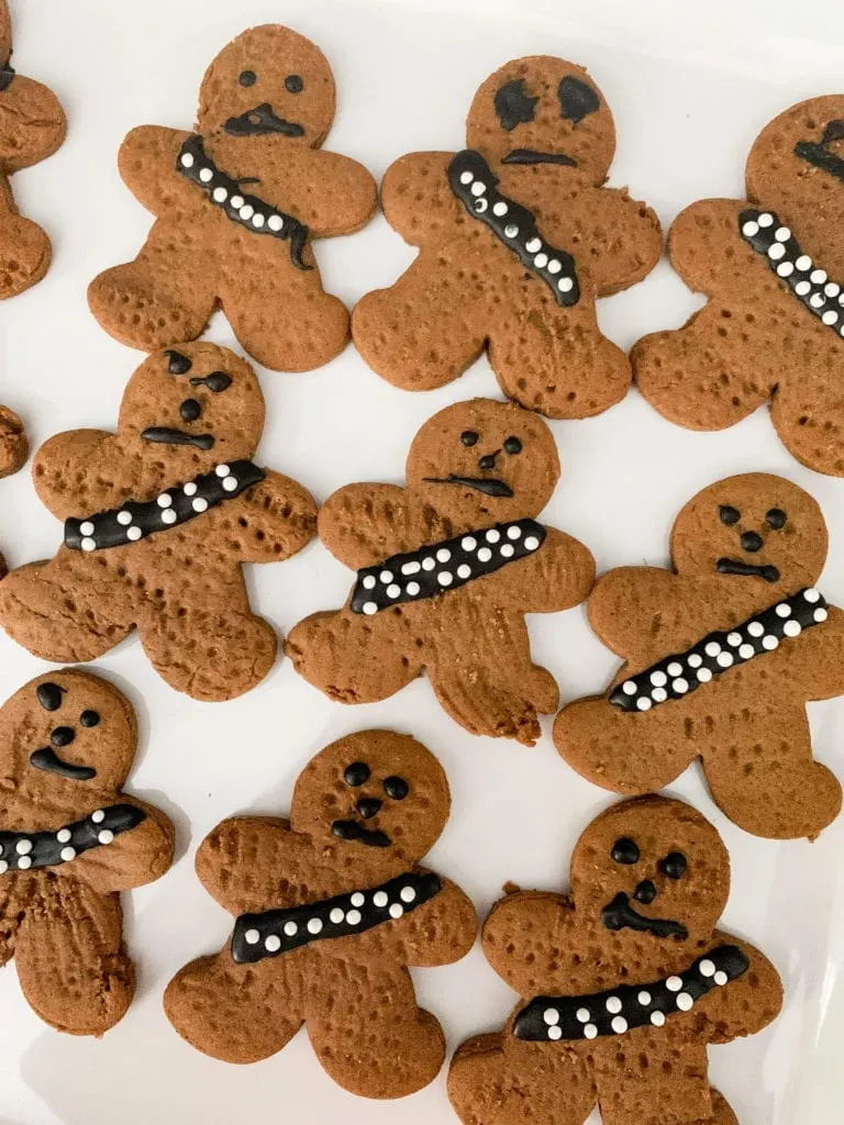 PHOTOS: New Christmas Treats and Gingerbread Cookie Chewbacca