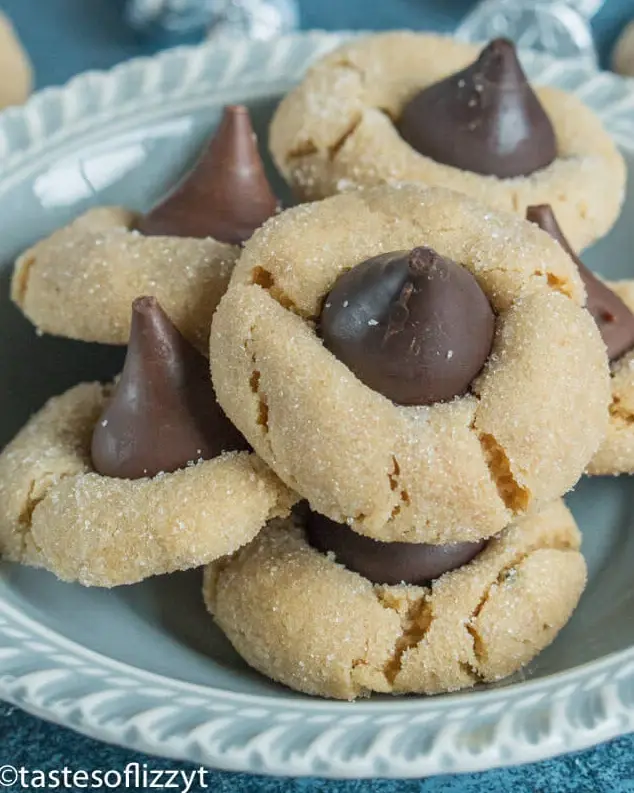 Peanut butter blossom christmas cookie recipe