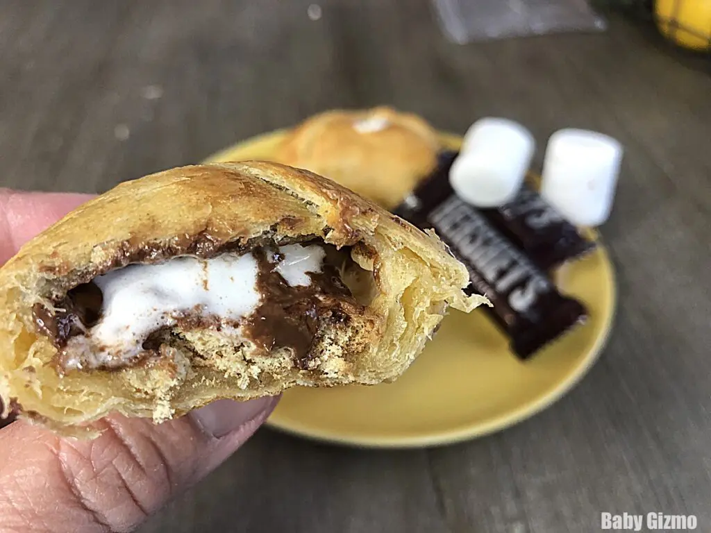 smores crescent roll bombs cut open