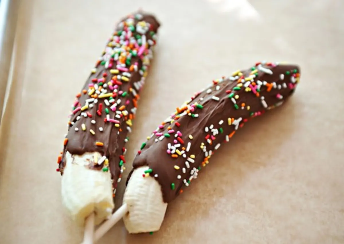 chocolate covered bananas 