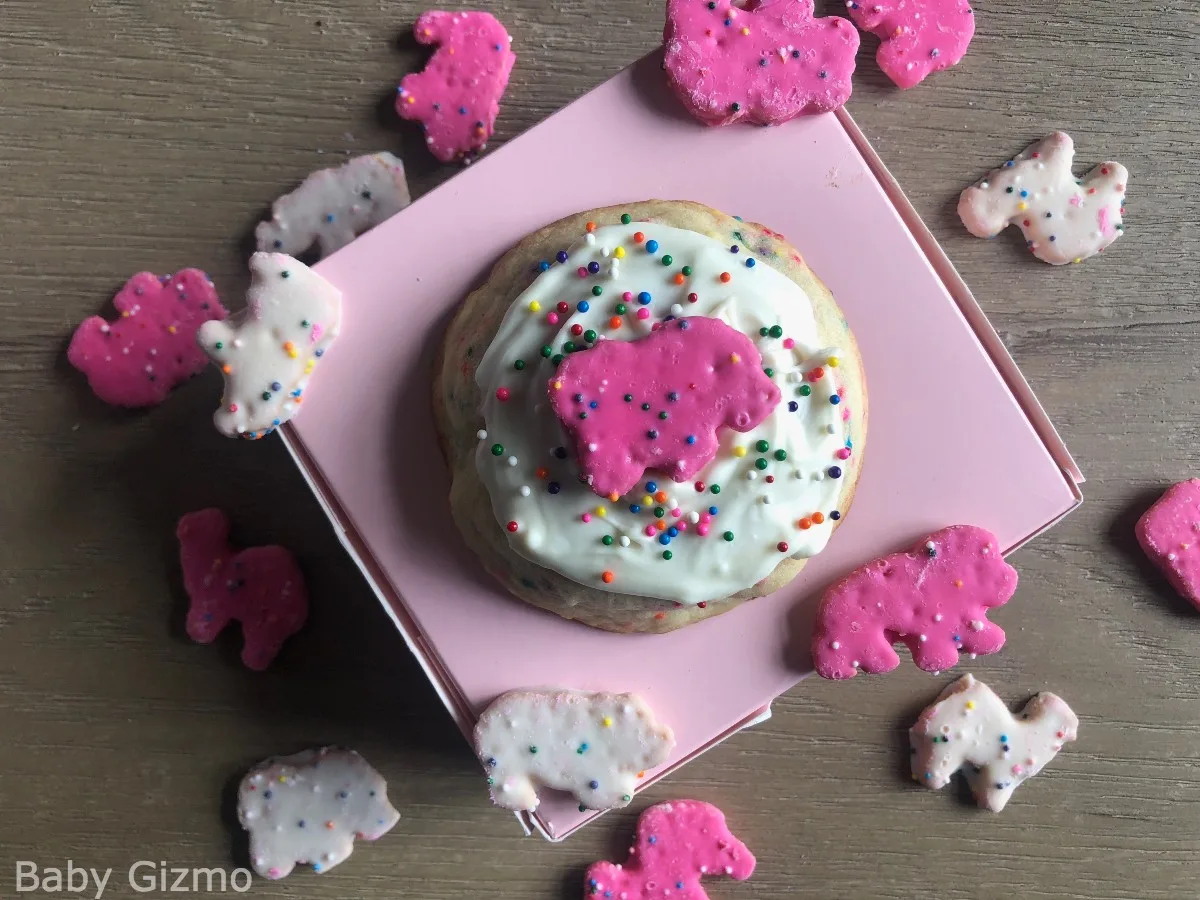 Crumble Circus Animal Cookies on a pink box