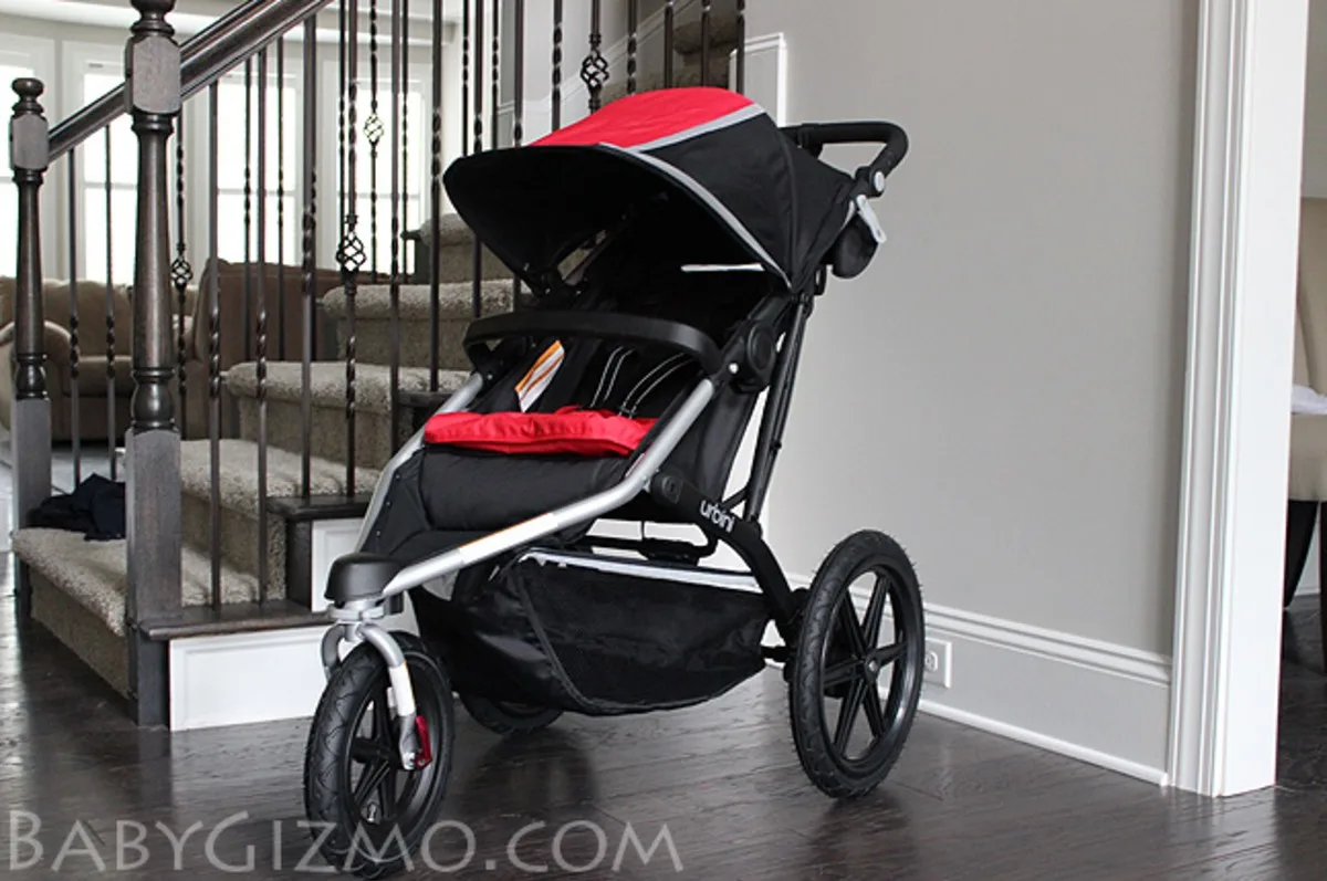 Urbini stroller store red and black