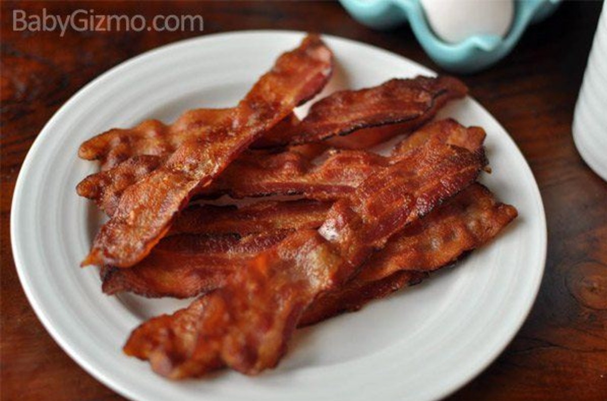 bacon on a plate 