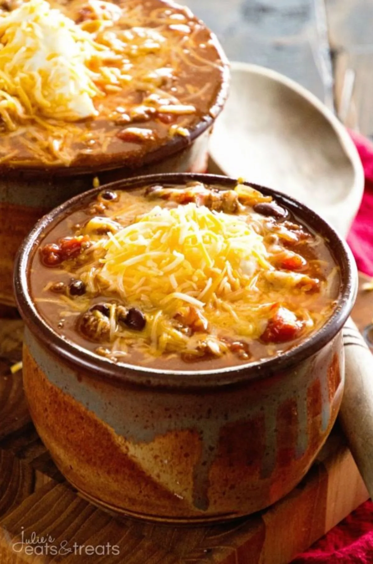 Chili in two bowls