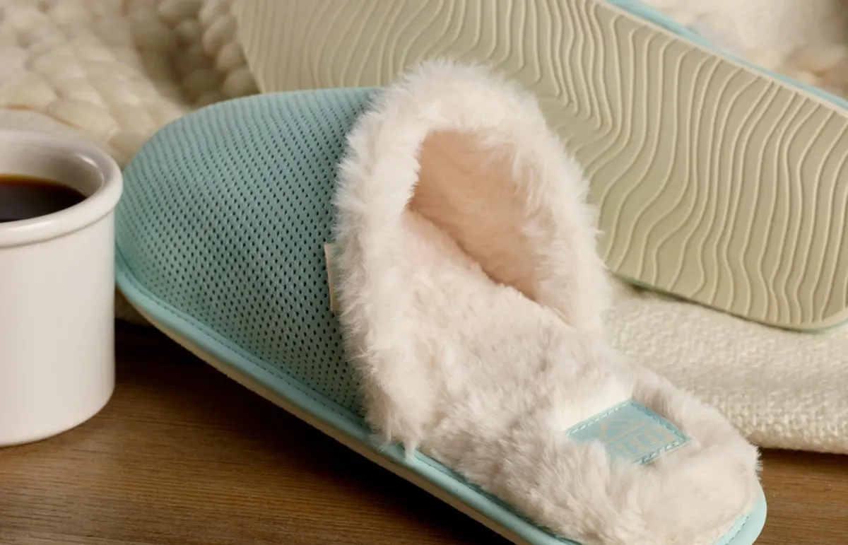 Reef Cozy Slippers