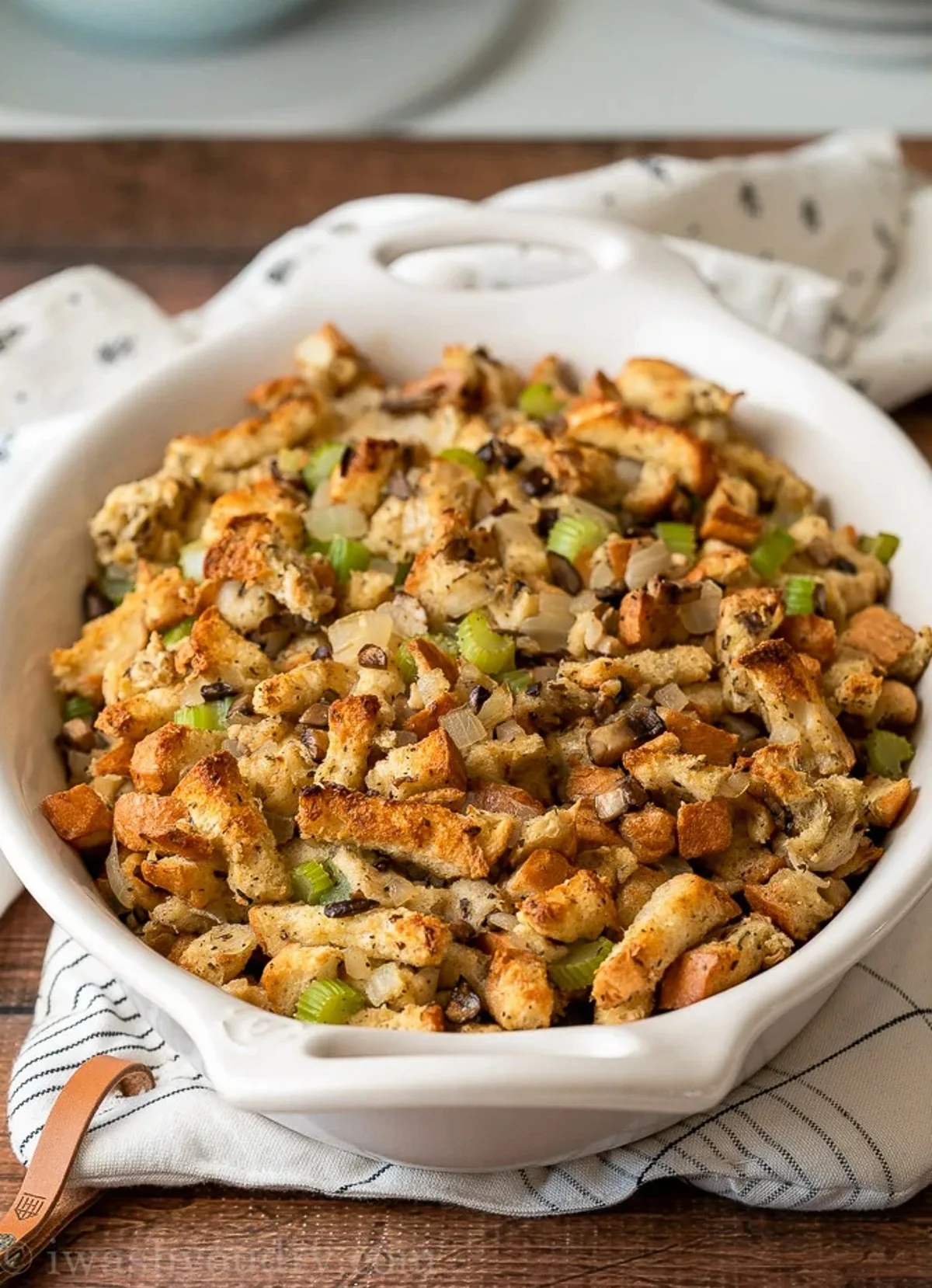 Easy Thanksgiving Stuffing Recipe
