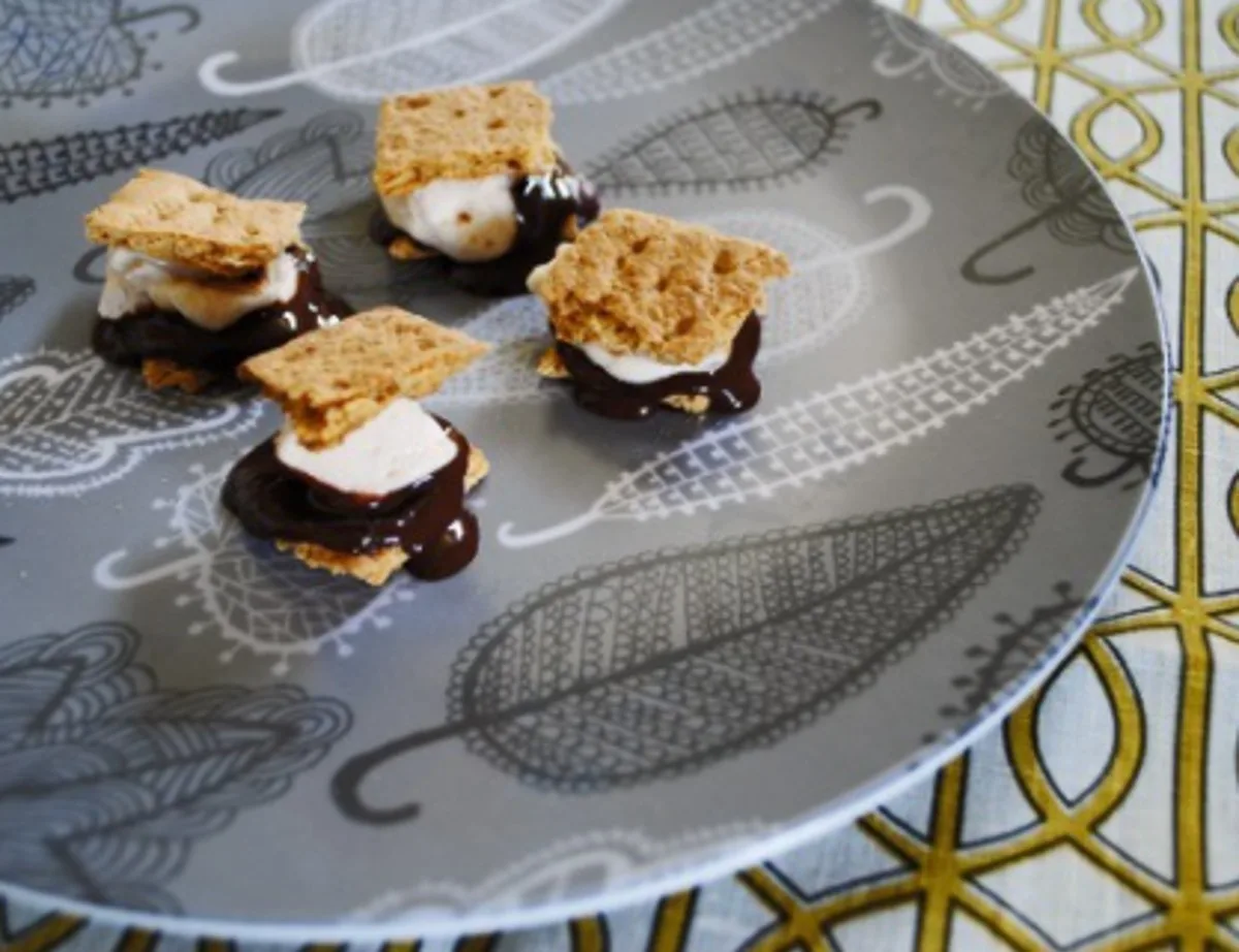 Tiny Smores