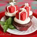 Holiday Gift Cupcakes