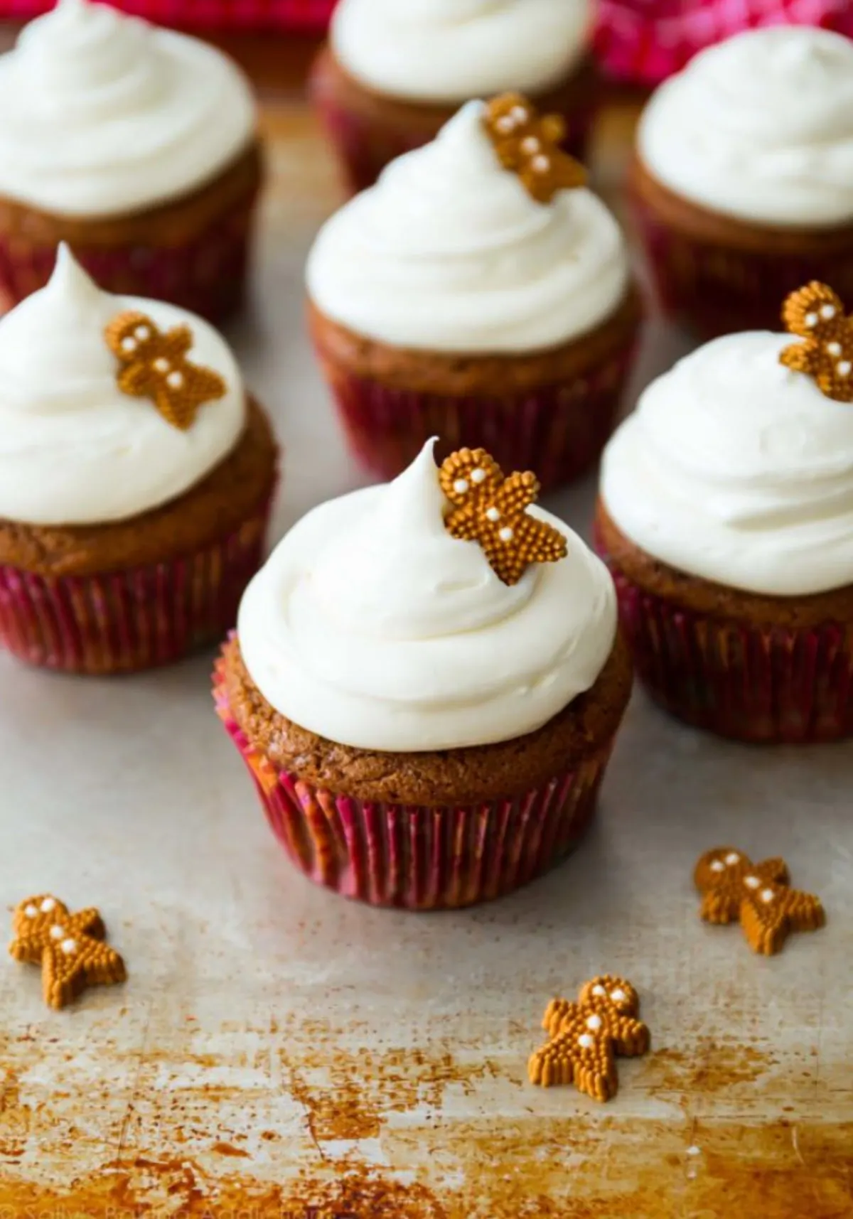 gingerbread holiday cupcakes