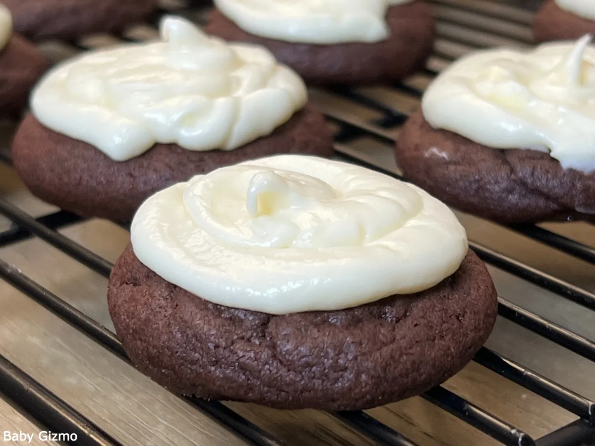 Red Velvet Cookies with Frosting