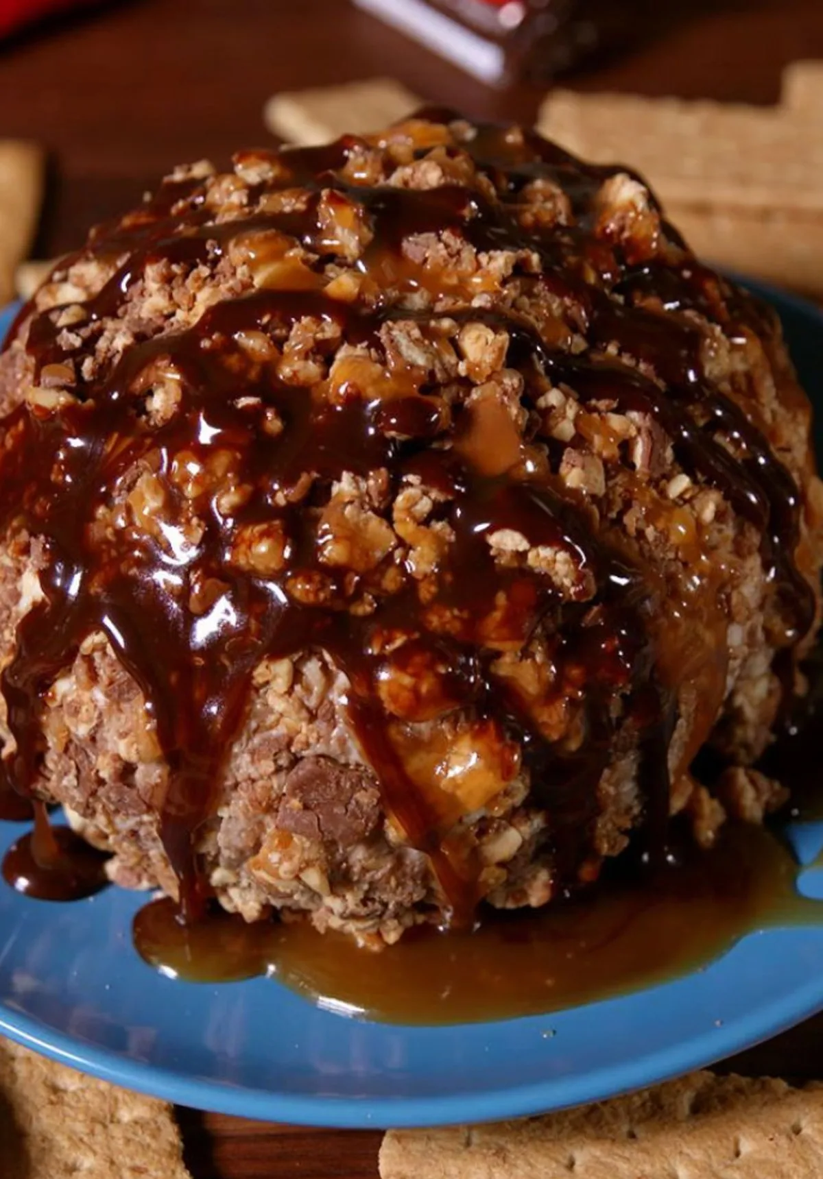 Snickers Cheeseball