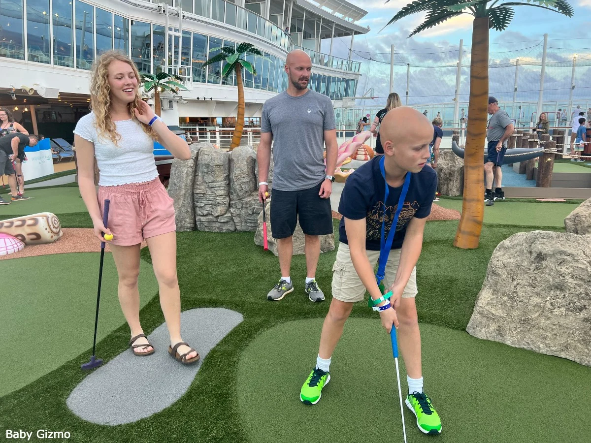 Royal Caribbean Mini Golf