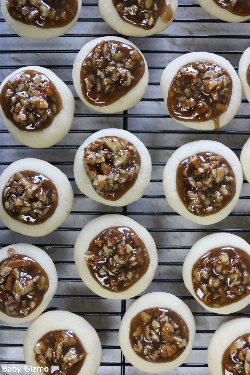 Crumbl Pecan Pie Cookies Cooling