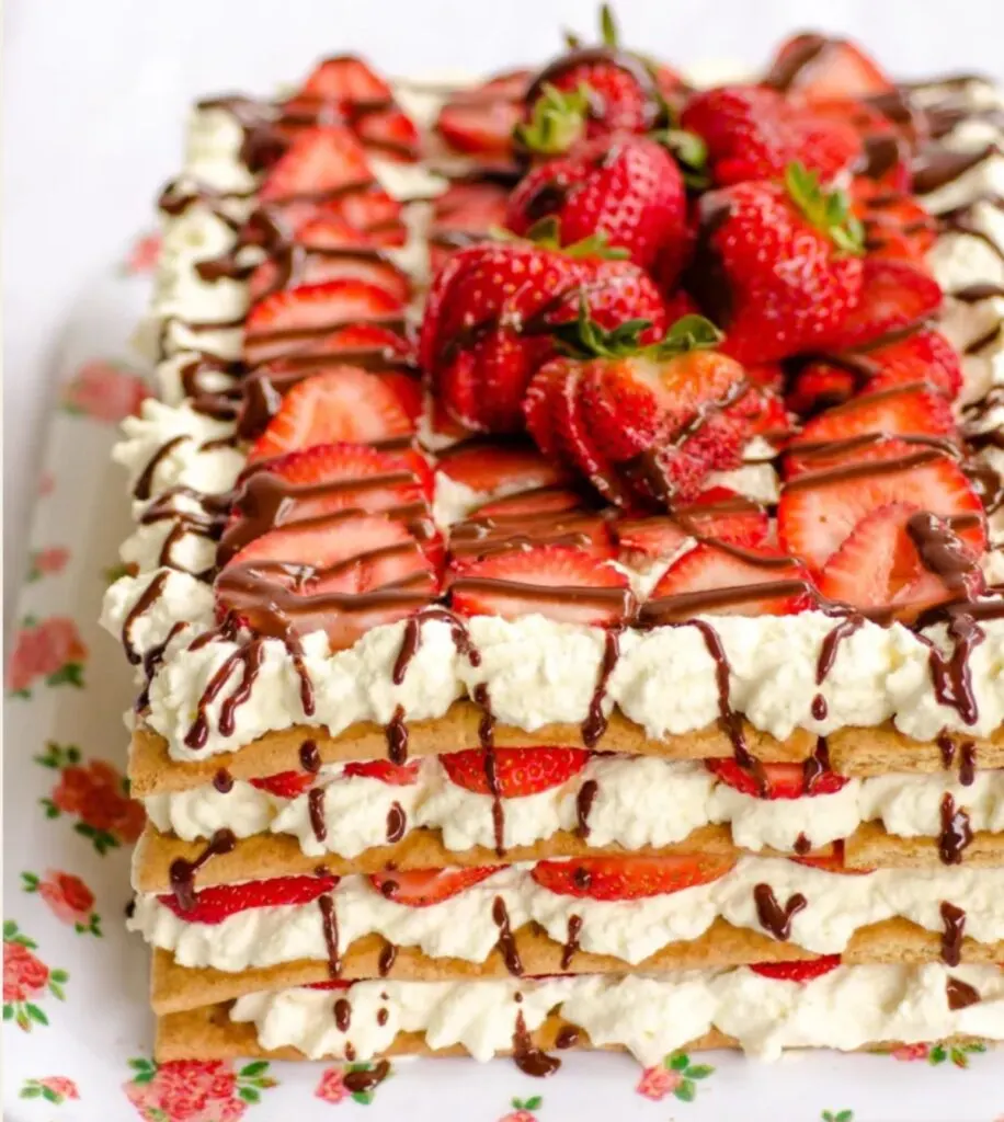 No-Bake Strawberry Icebox Cake