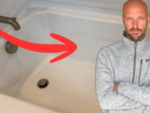 how to clean a bathtub